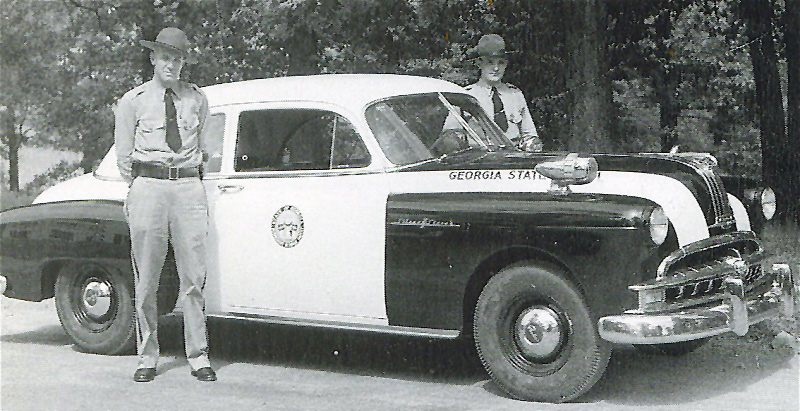 Georgia state police car and oficer