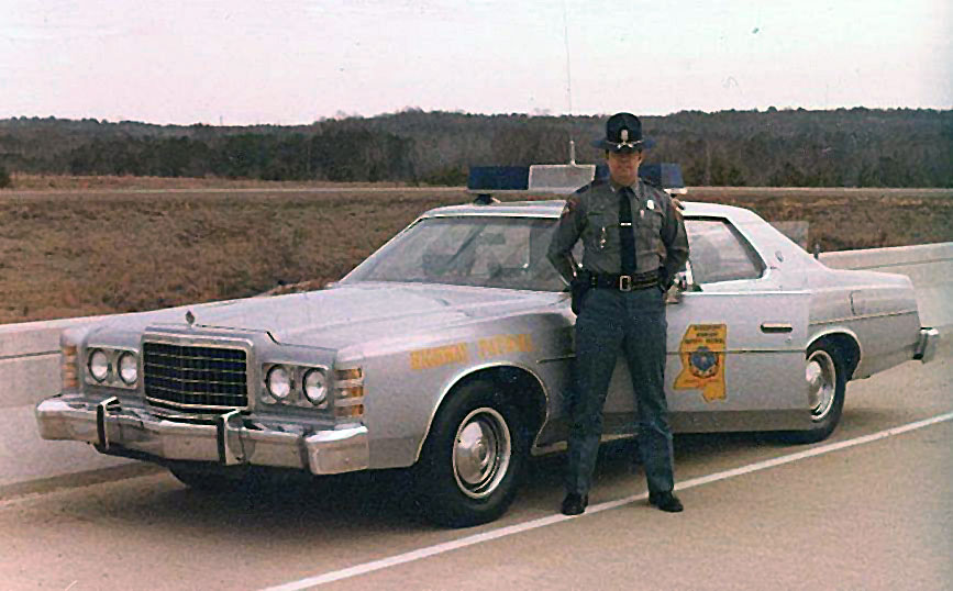Mississippi police car
