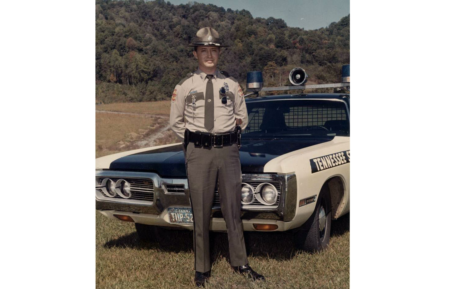 Tennessee  police license plate image